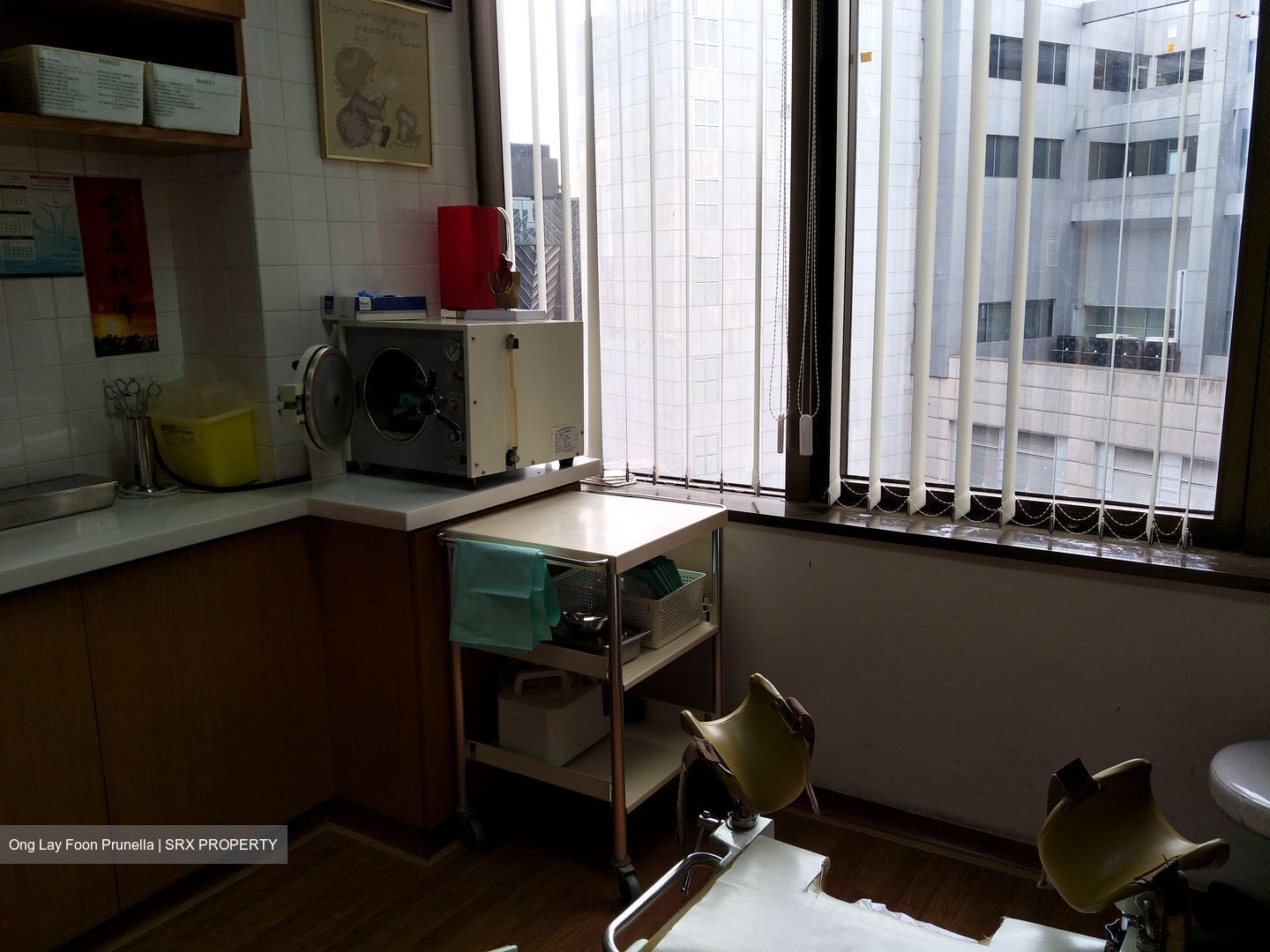 Mount Elizabeth Hospital (D9), Retail #487205631
